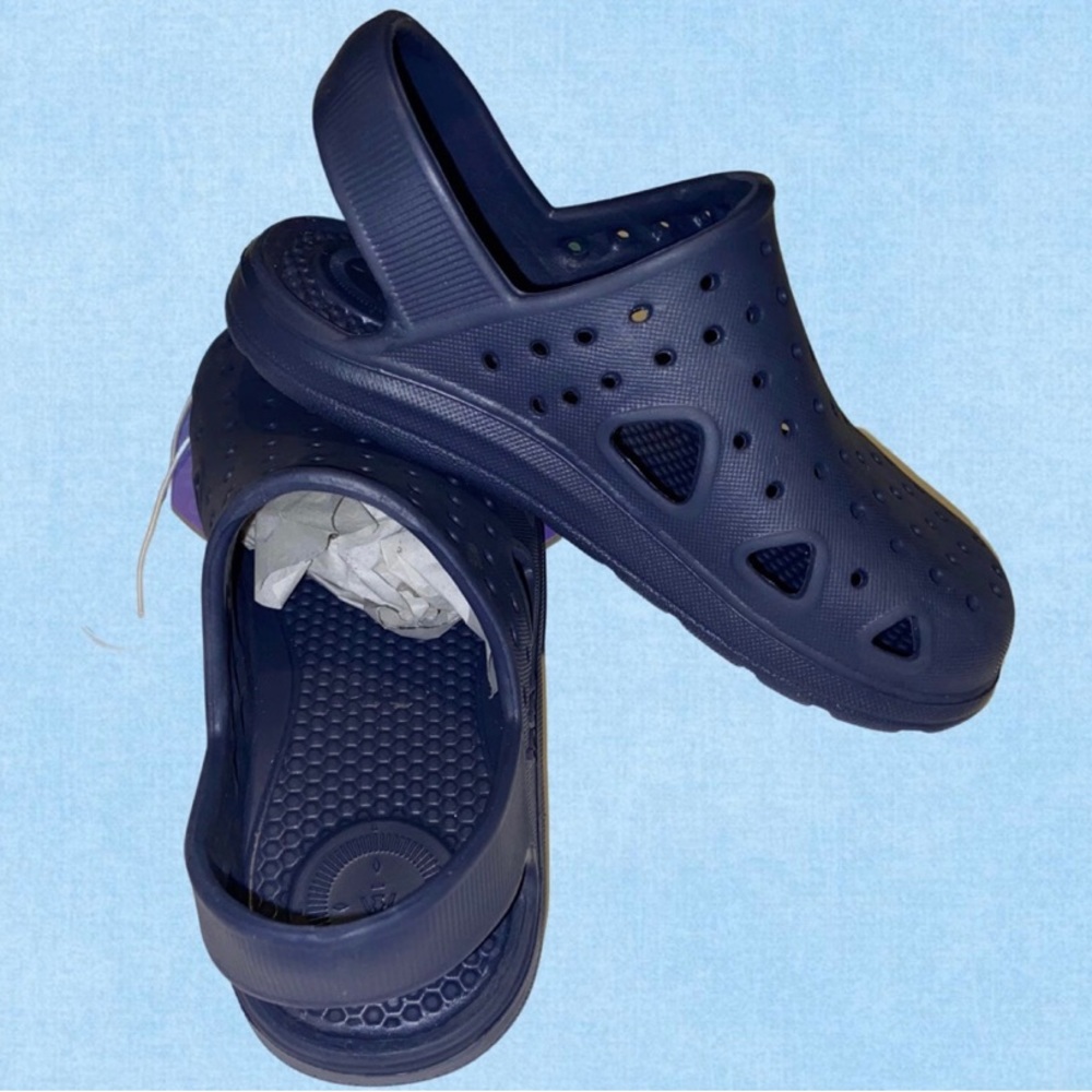 Totes Solbounce Kids Navy Blue. Size 5-6 Toddler